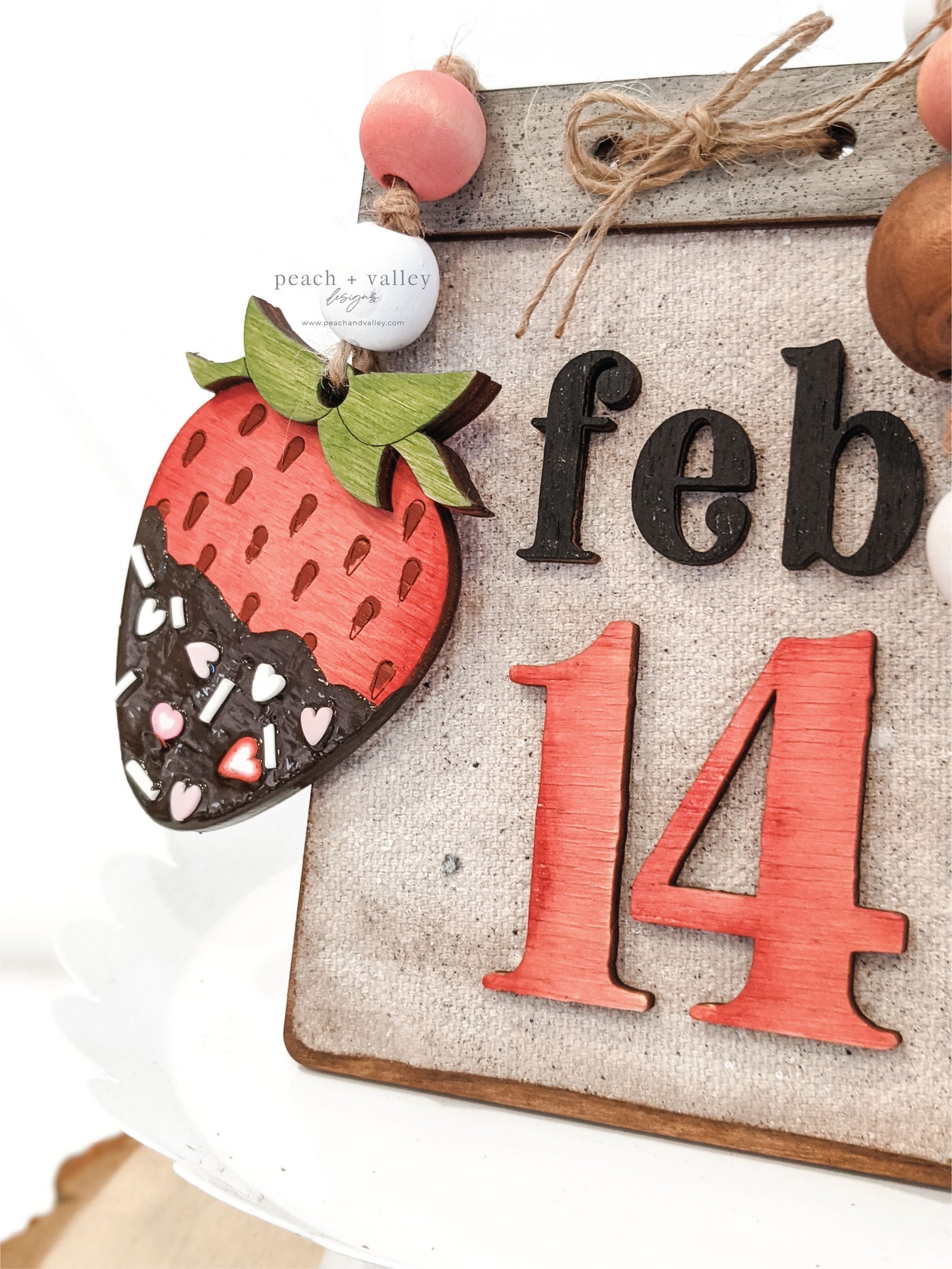 Chocolate Strawberry Beaded Garland Kit