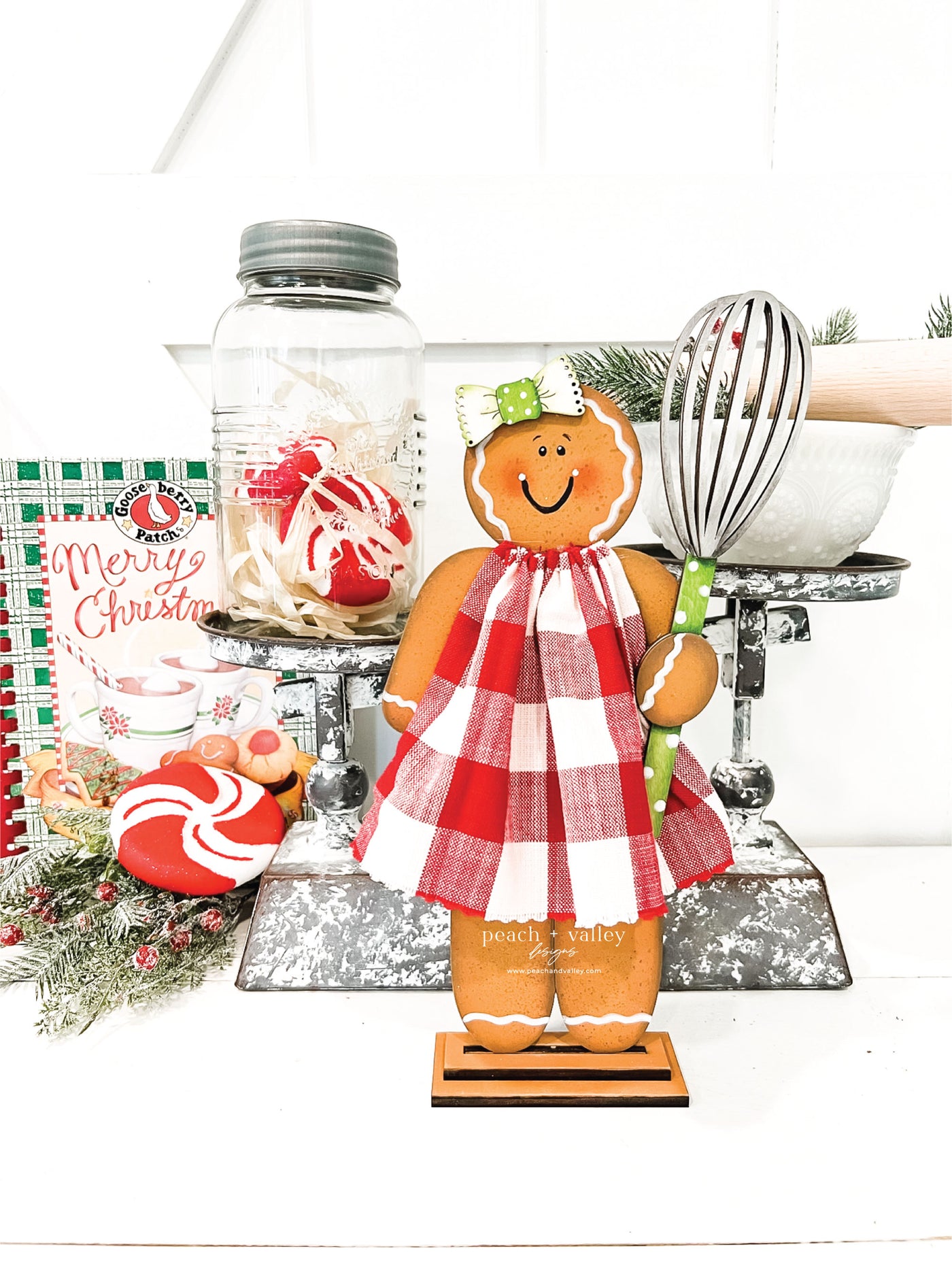 Gingerbread Girl Baker Shelf Sitter Blank