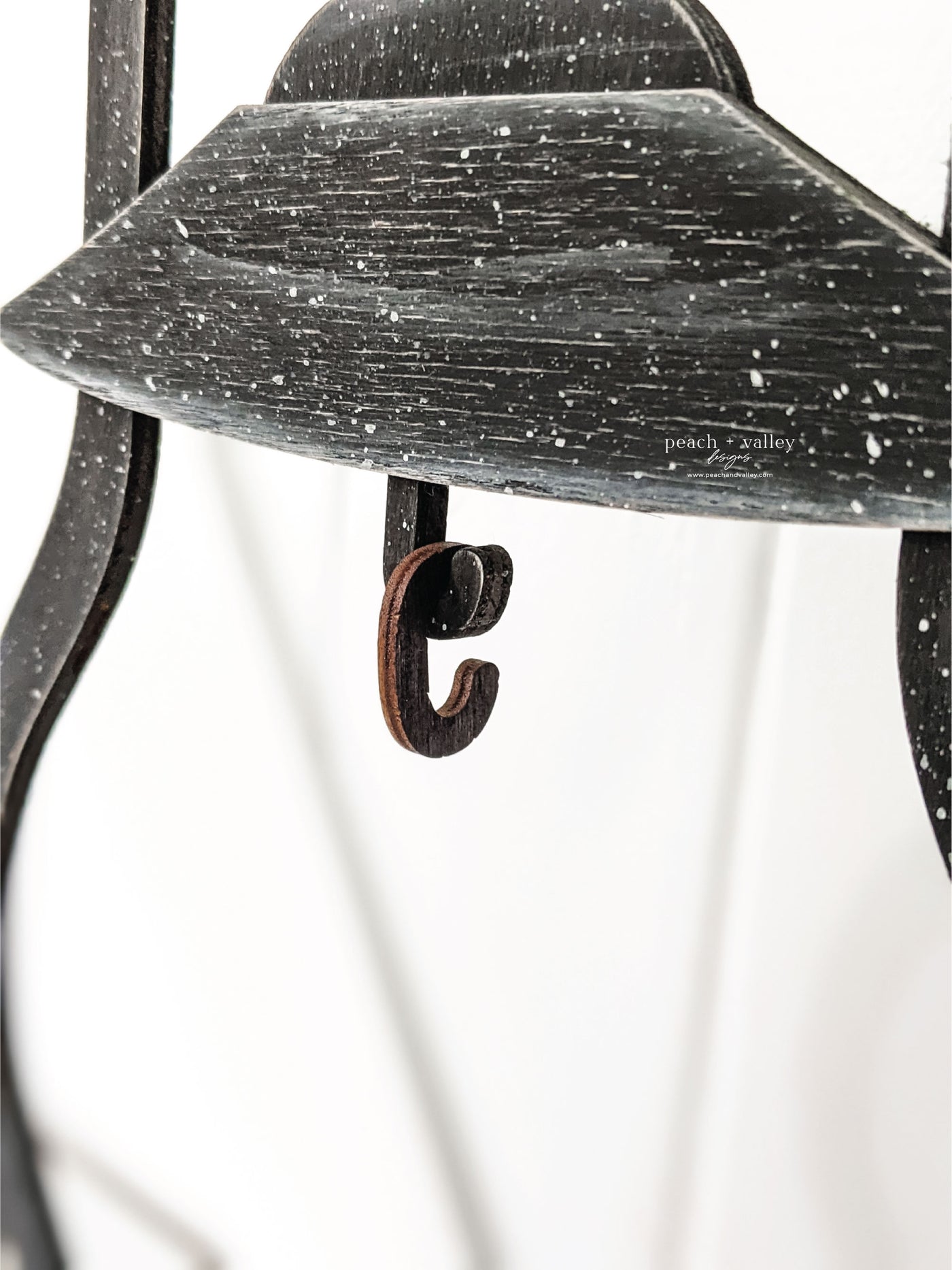 Lantern Ornament Hanger Cut File
